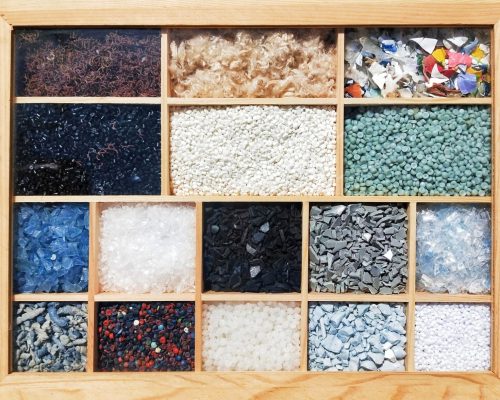 Proceso de reciclaje de plásticos técnicos y fibras sintéticas para su reutilización sostenible