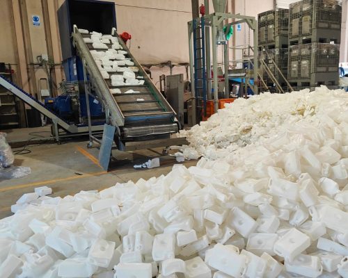 Recuperación de materiales industriales para su reutilización y reducción de residuos